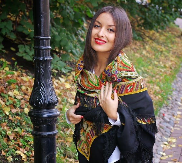 Russian-Shawl